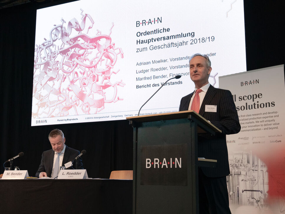 Adriaan Moelker und Manfred Bender bei der BRAIN Hauptversammlung 2018-19